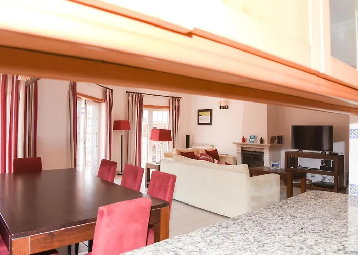 Casa Querida Сasa de vacaciones Óbidos